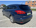 39. Focus kombi modrý