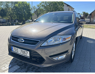 24.Mondeo Combi