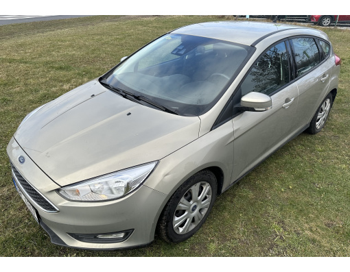 12.Ford Focus Automat 