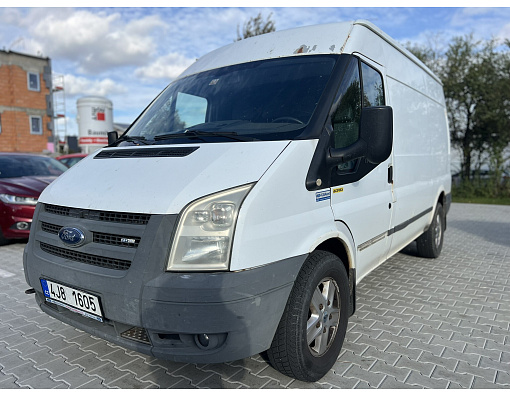 33.Ford Transit