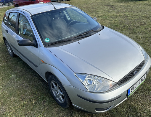 16.Ford Focus Automat 