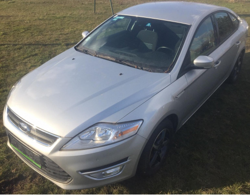14.Ford Mondeo 